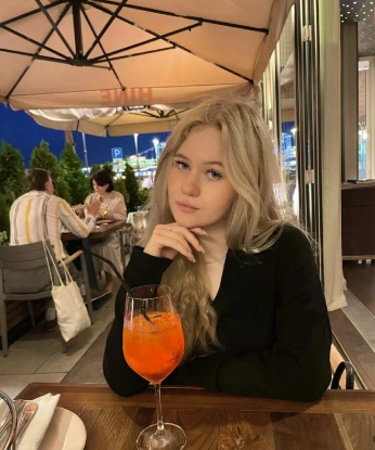 Анкета проститутки Влада - Фото 1, Старобельск, 19 лет, №1677